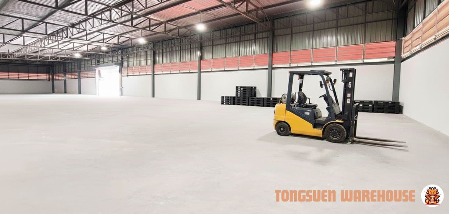 รูปภาพโกดังเก็บสินค้า ขนาด 1200 ตรม สำหรับ เหมาะสำหรับ Distribution Center และธุรกิจโลจิสติกส์ ย่านลาดกระบัง หนองจอก ห่างจากสุวรรณภูมิ 20 นาที